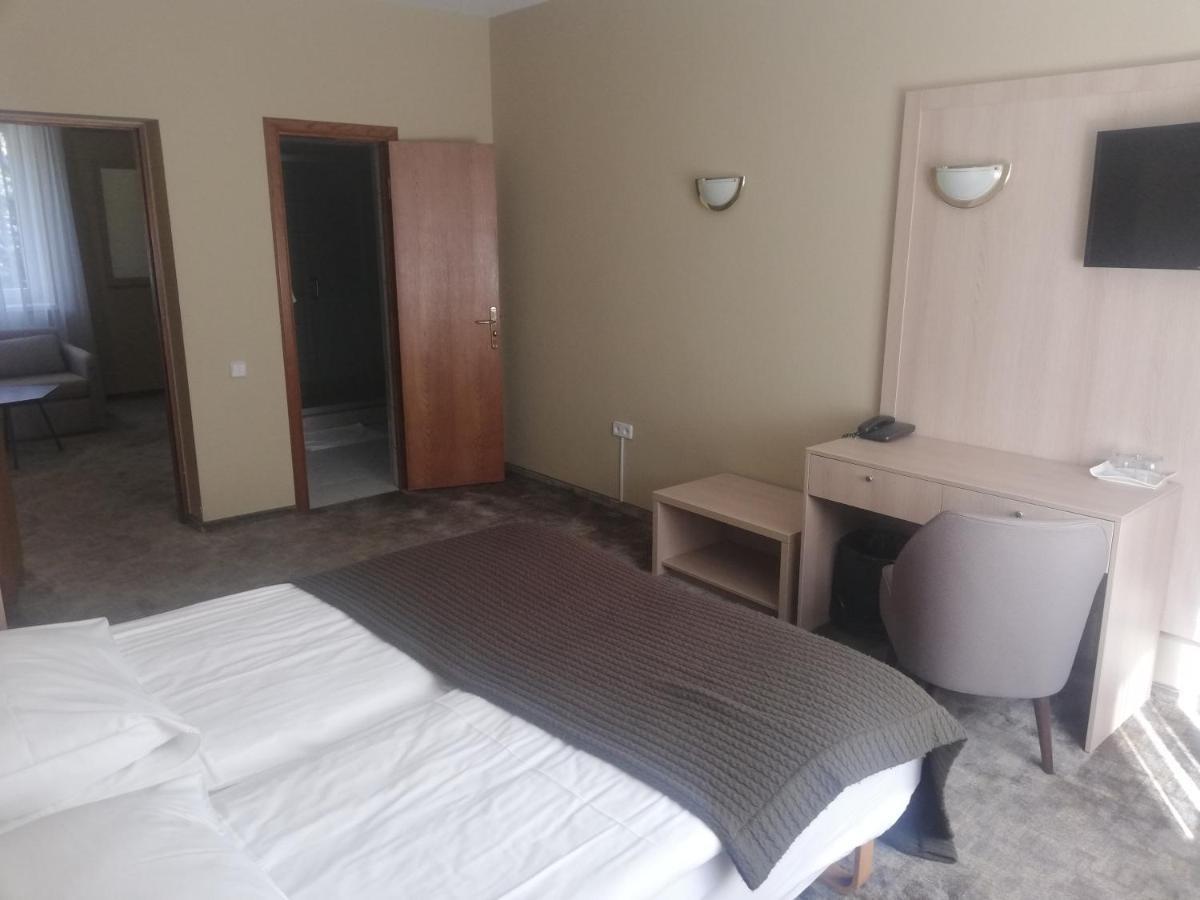 Hotel Senas Namas Alytus Esterno foto